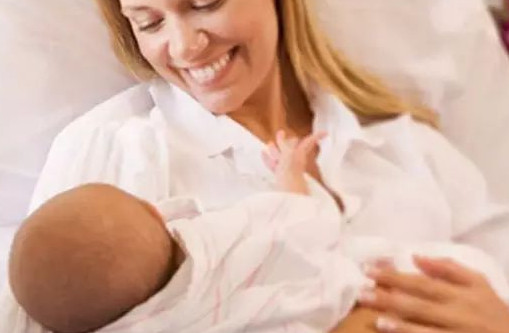 婴儿抚触有哪些作用 婴儿抚触应遵循的规则